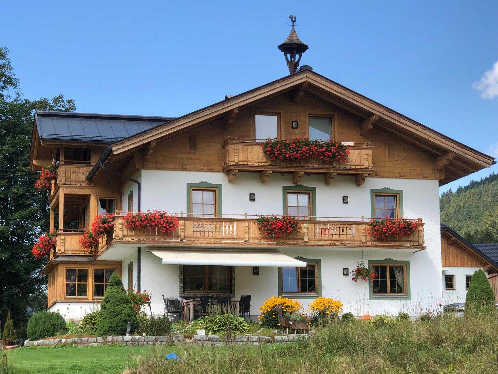 Hotel Haus Hirschpoint Faistenau Exterior foto